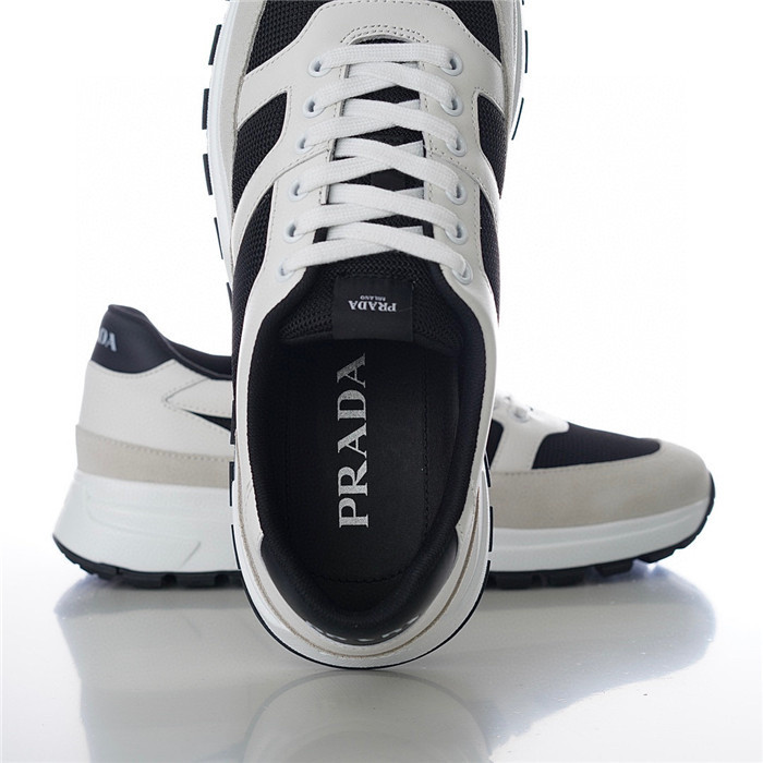 PRDA Sneaker