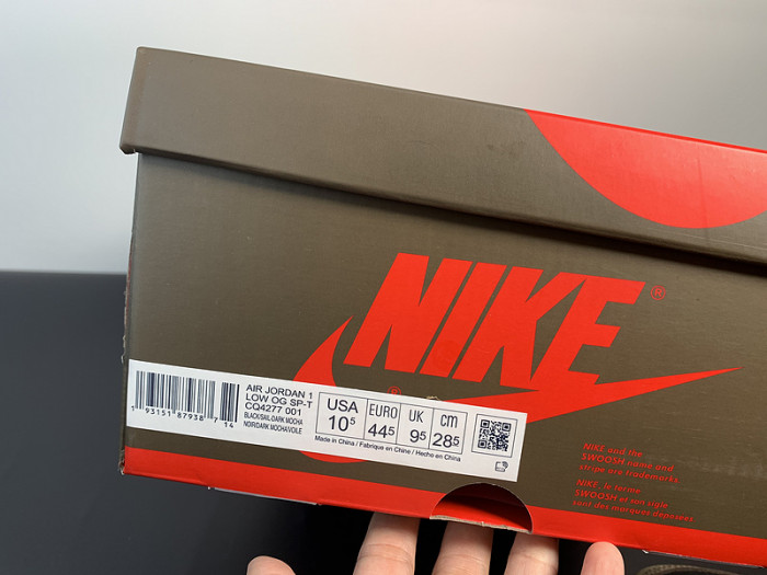 Travis Scott x Air Jordan 1 Low 