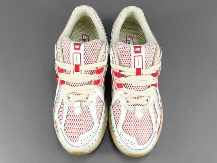New Balance 1906R Sea Salt True Red 2022 - M1906RO