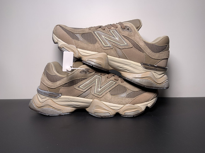 New Balance 9060 Mushroom Men