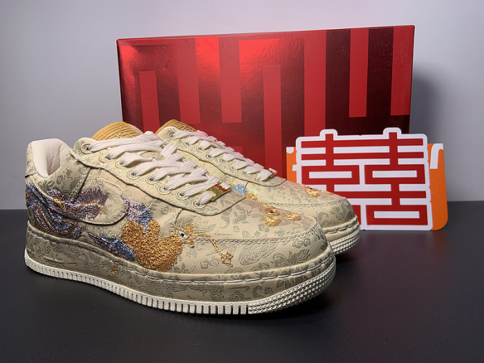 NIKE AIR FORCE 1 LOW 07 