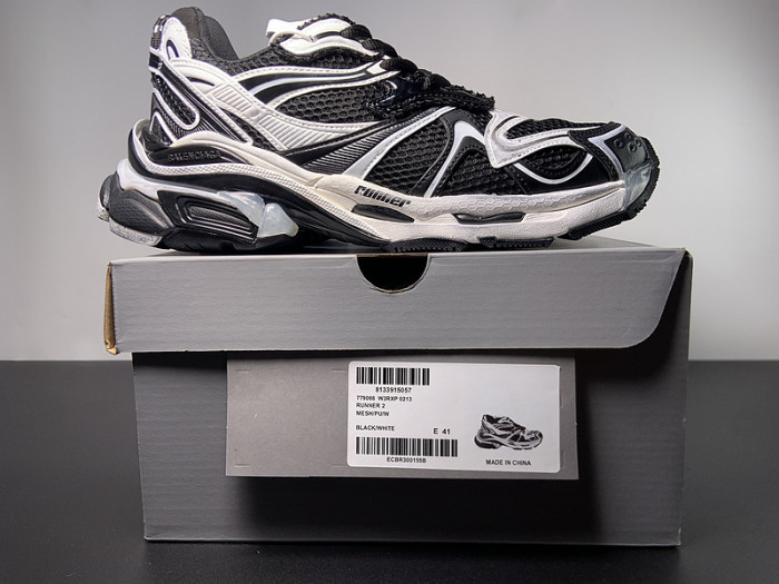 BALCIA RUNNER SNEAKER