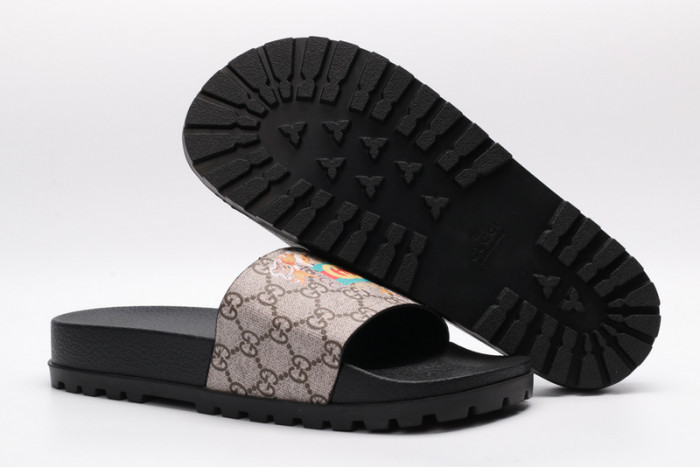 GCI GG Slide Sandal