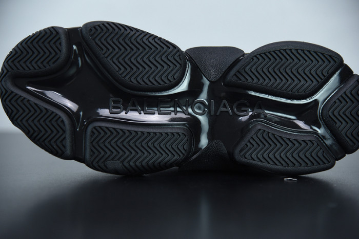 BALCIA Triple S Sneaker