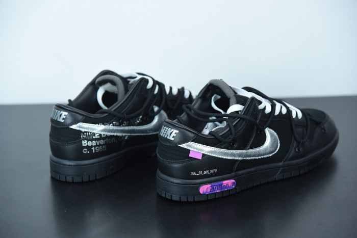 OFW x Nike Dunk Low DM1602-001