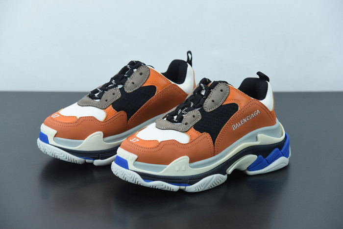 BALCIA Triple S Sneaker