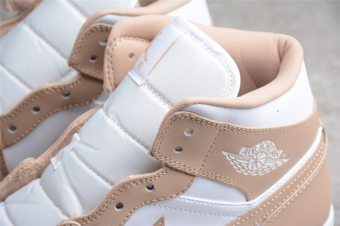 Air Jordan 1 Mid Tan Gum 554724-271