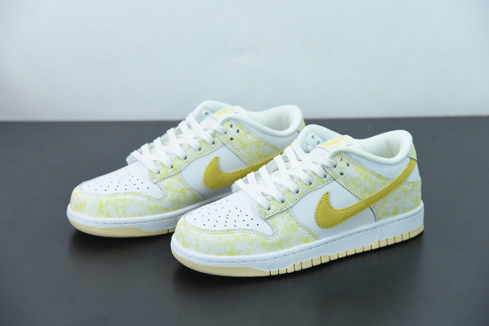 Nike Dunk Low “Yellow Strike” DM9467-700