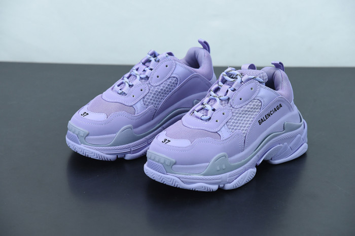 BALCIA Triple S Sneaker