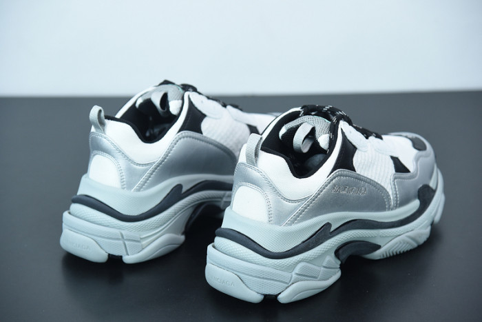 BALCIA Triple S Sneaker