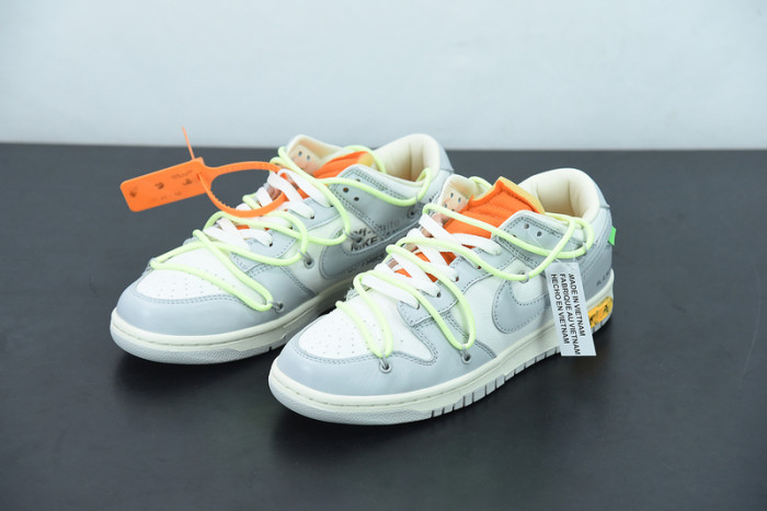 OFW x Nike SB Dunk Low “43 of 50” OW DM1602-128