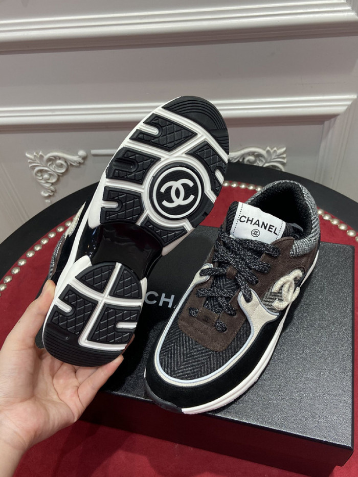 CHNL Sneaker