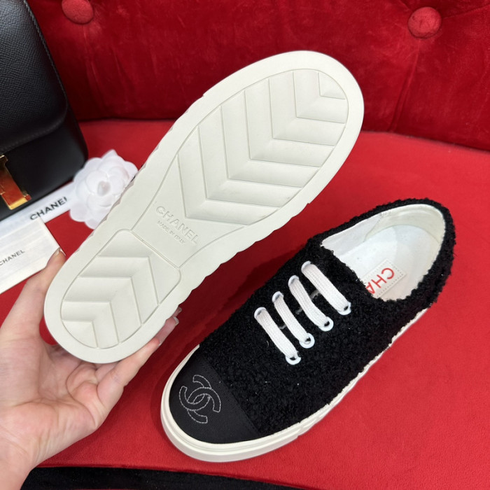 CHNL Sneaker
