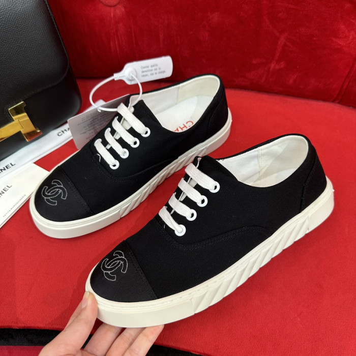 CHNL Sneaker