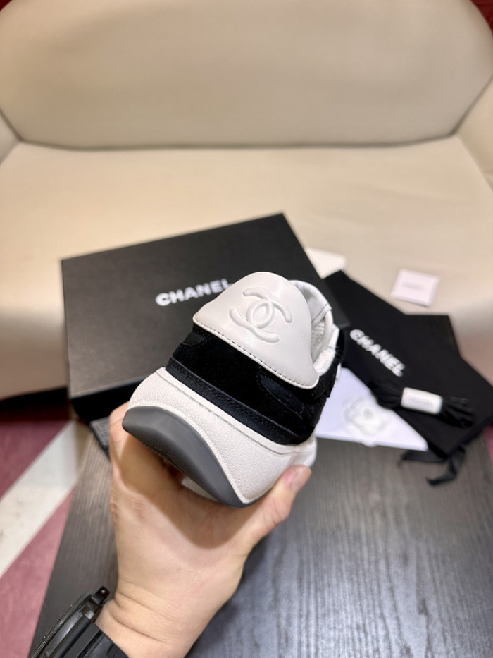 CHNL Sneaker