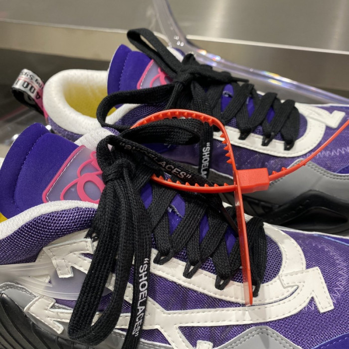 OFW C/O ODSY-1000 SNEAKER