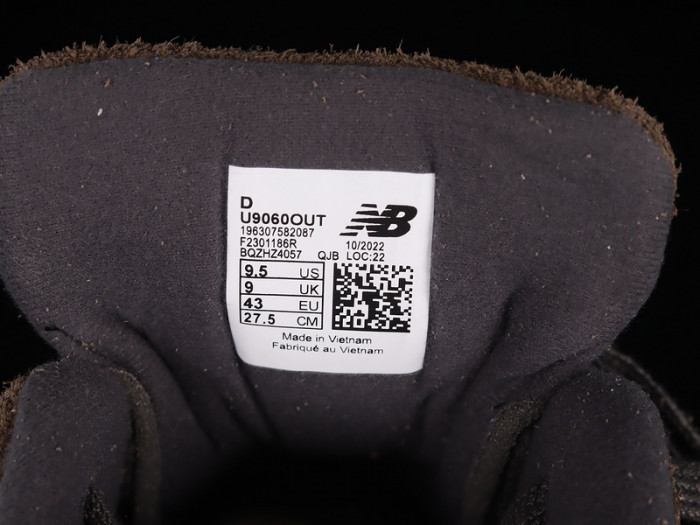 New Balance 9060 Beef and Broccoli U9060OUT