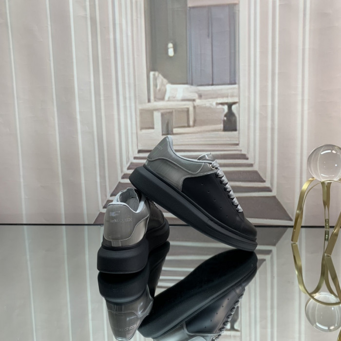 ALEXMQ Sneakers