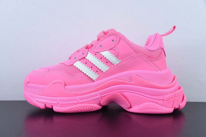 BALCIA TRIPLE S SNEAKER