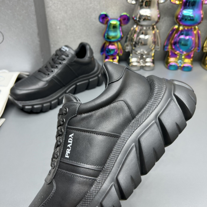 PRDA Sneaker