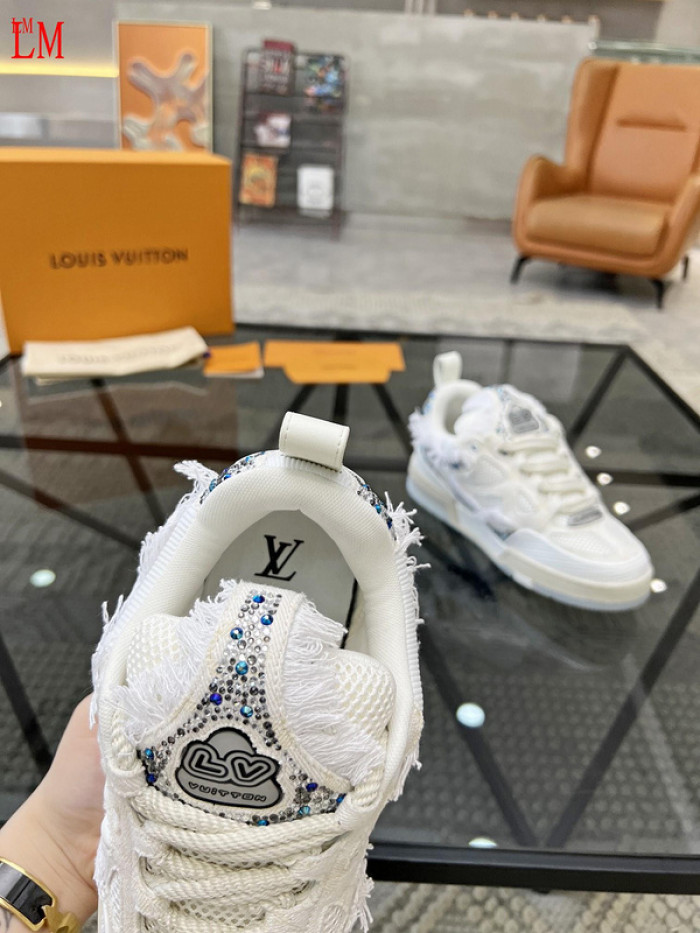LUSV SNEAKERS