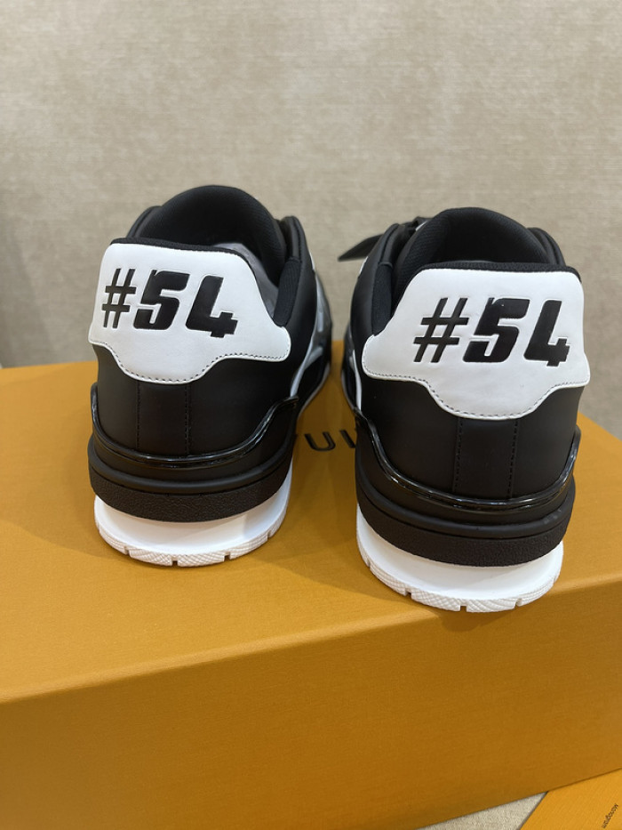 LUSV SNEAKERS
