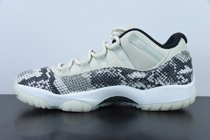 Air Jordan 11 Retro Low 