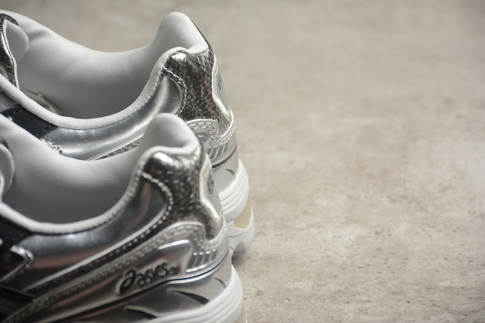 As*ic*s kiks x As*ic*s gel-1090 blade 