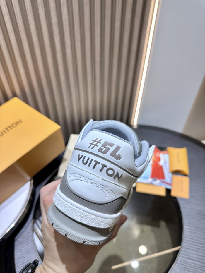 LUSV SNEAKERS