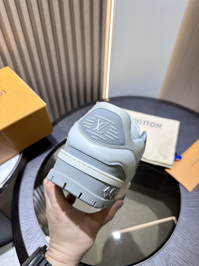 LUSV SNEAKERS