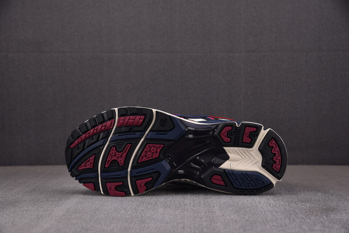 As*ic*s gel kayano legacy 