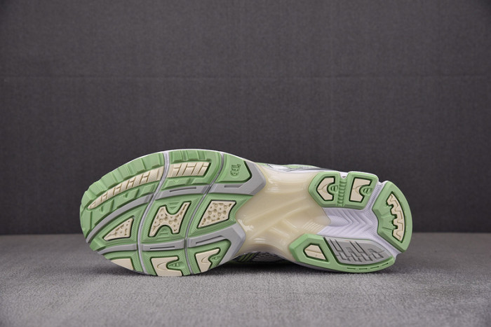 As*ic*s wmns gel kayano 14 