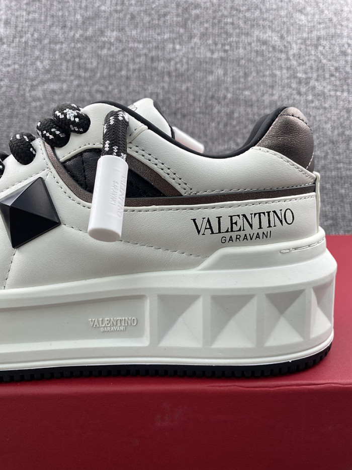VALENTINO GARAVANI SNEAKER