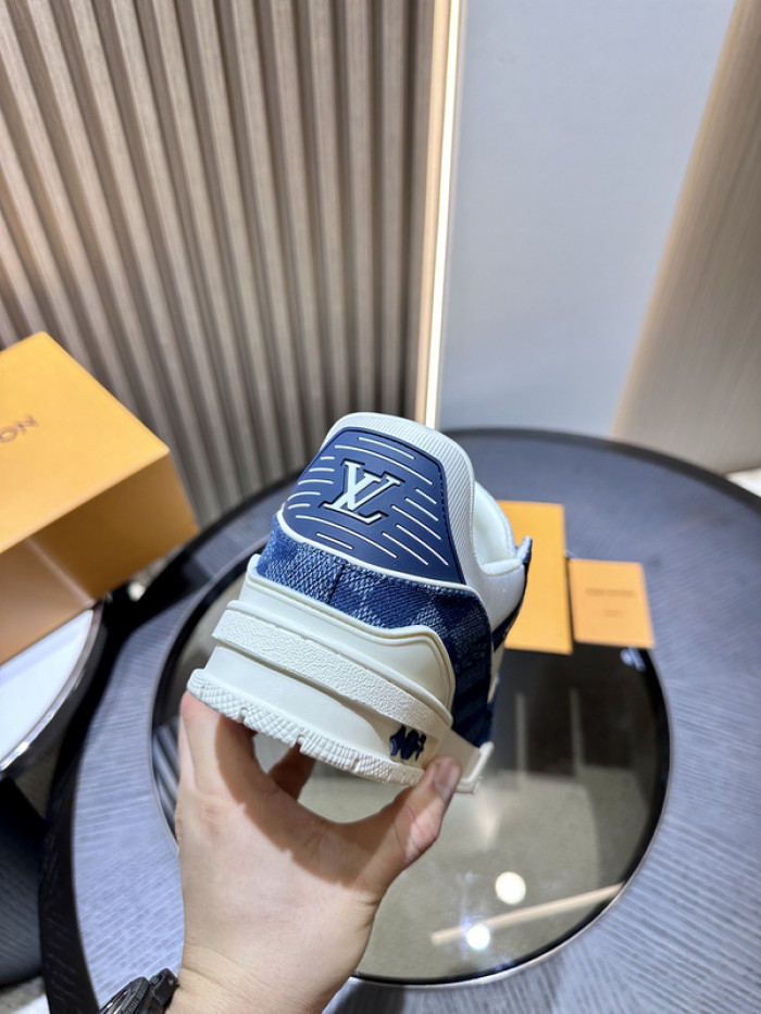 LUSV SNEAKERS