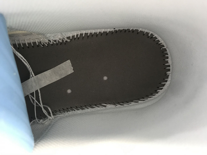 AIR JORDAN 1 RETRO HIGH X OW AQ0818-100