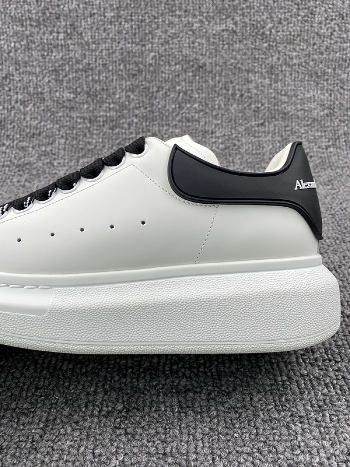 ALEXMQ Sneakers