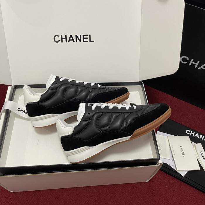 CHNL Sneaker