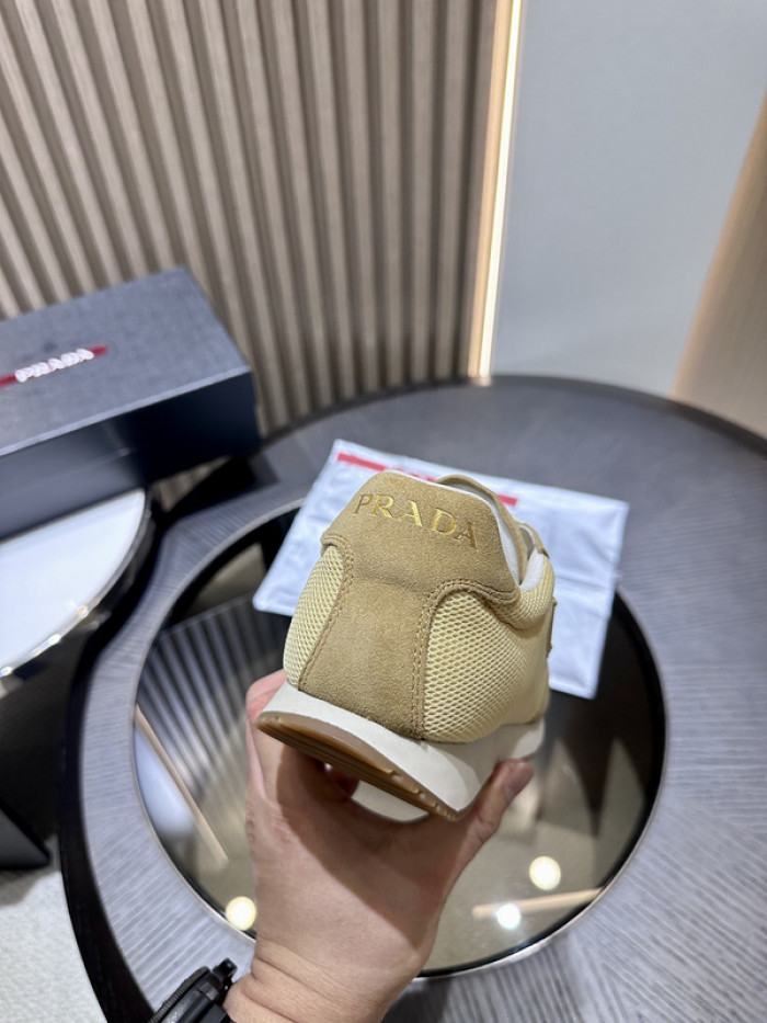 PRDA Sneaker