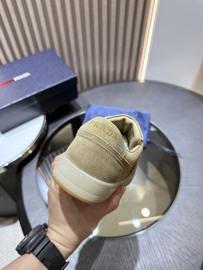 PRDA Sneaker