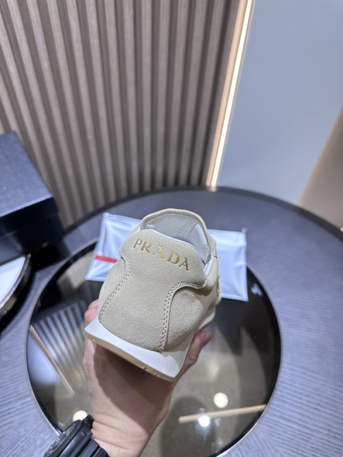 PRDA Sneaker