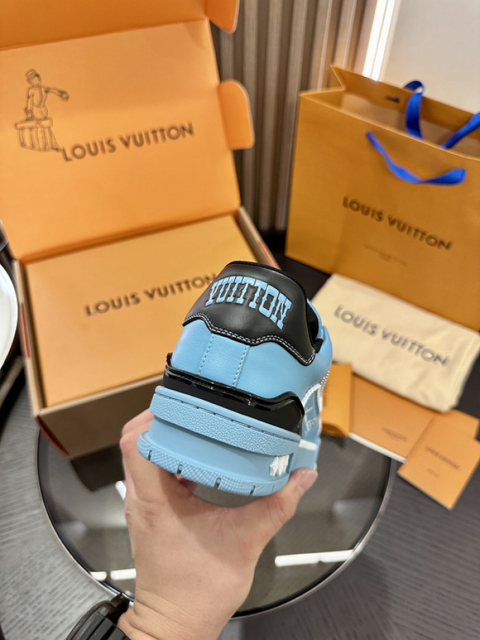 LUSV SNEAKERS
