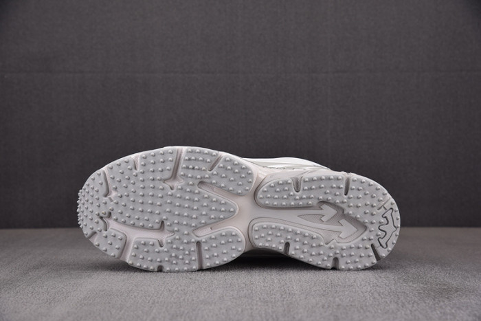 OFF-WHITE BE RIGHT BACK