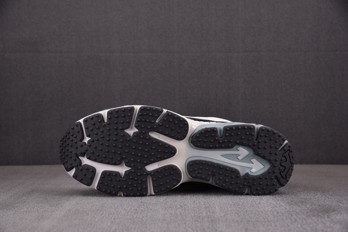 OFF-WHITE BE RIGHT BACK