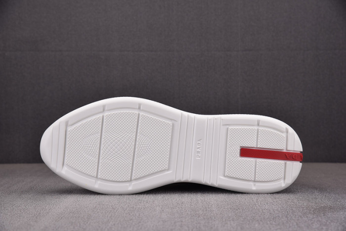 PRDA Sneaker