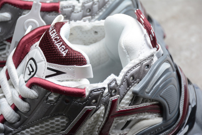 BALCIA RUNNER SNEAKER