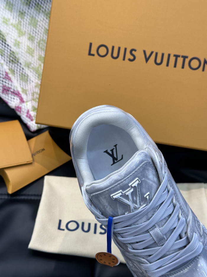 LUSV SNEAKERS