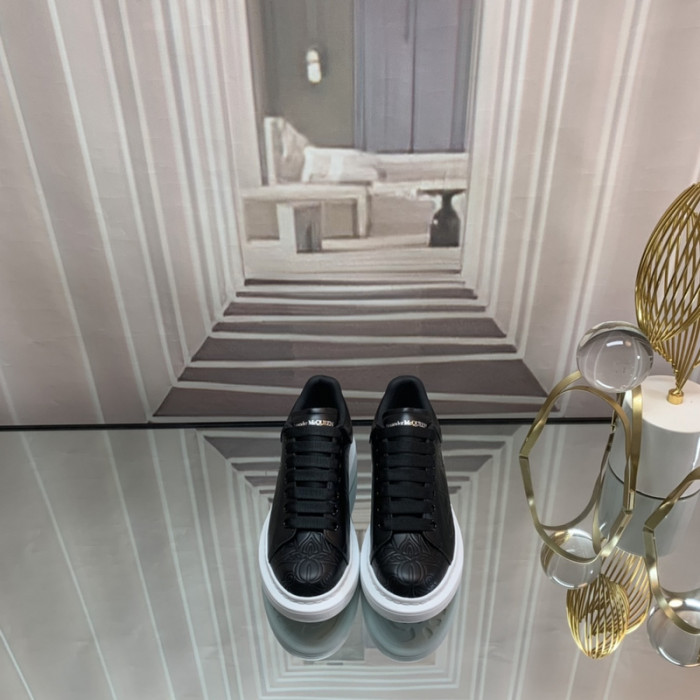 ALEXMQ Sneakers