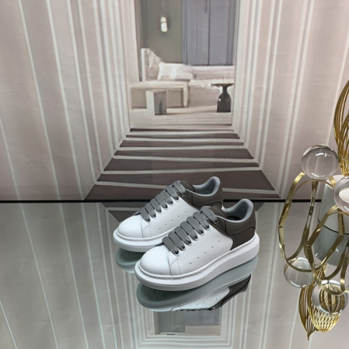 ALEXMQ Sneakers