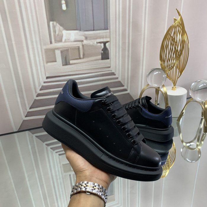 ALEXMQ Sneakers
