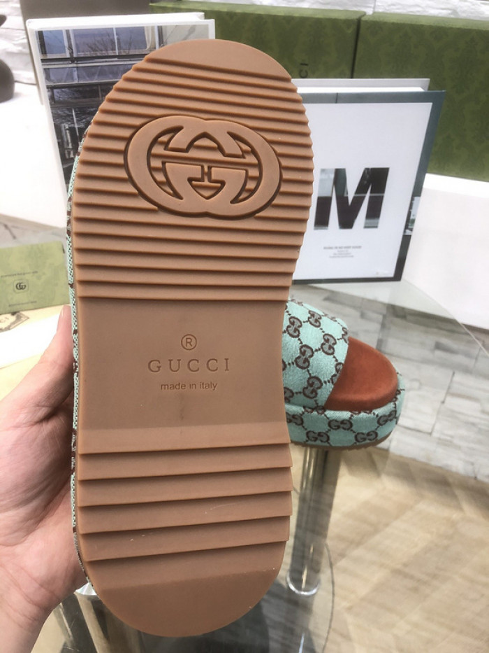 GCI GG Slide Sandal